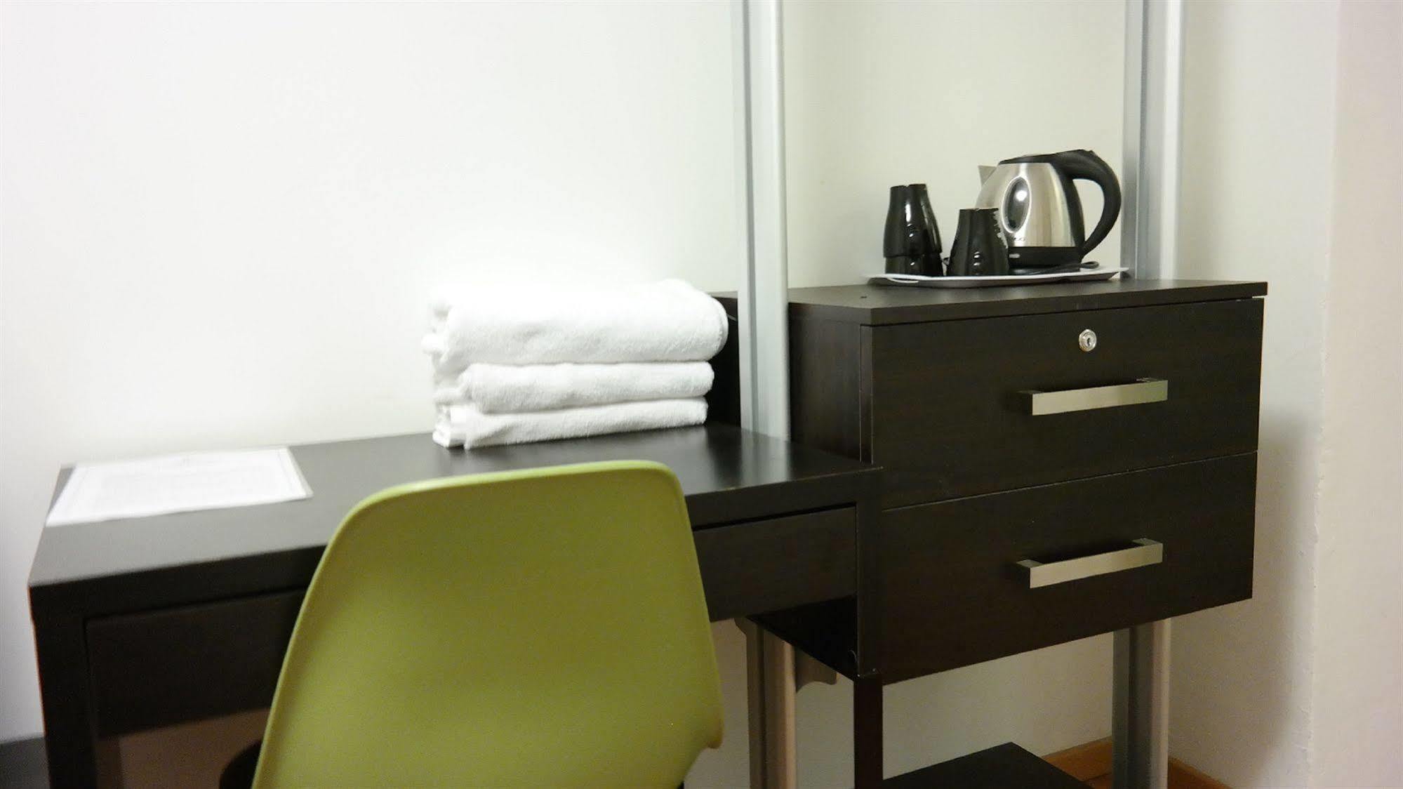 Plush Pods Hostel Singapura Luaran gambar