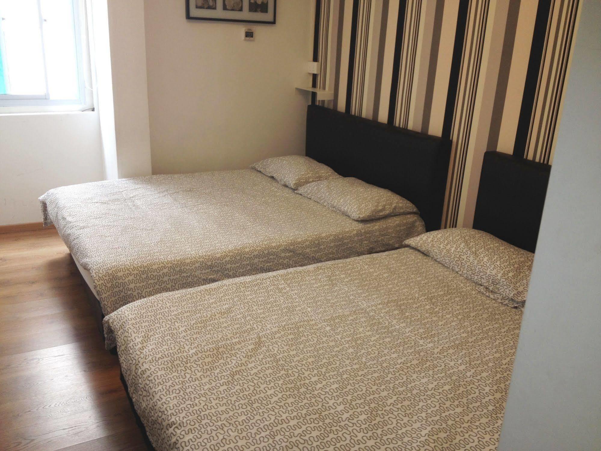 Plush Pods Hostel Singapura Luaran gambar