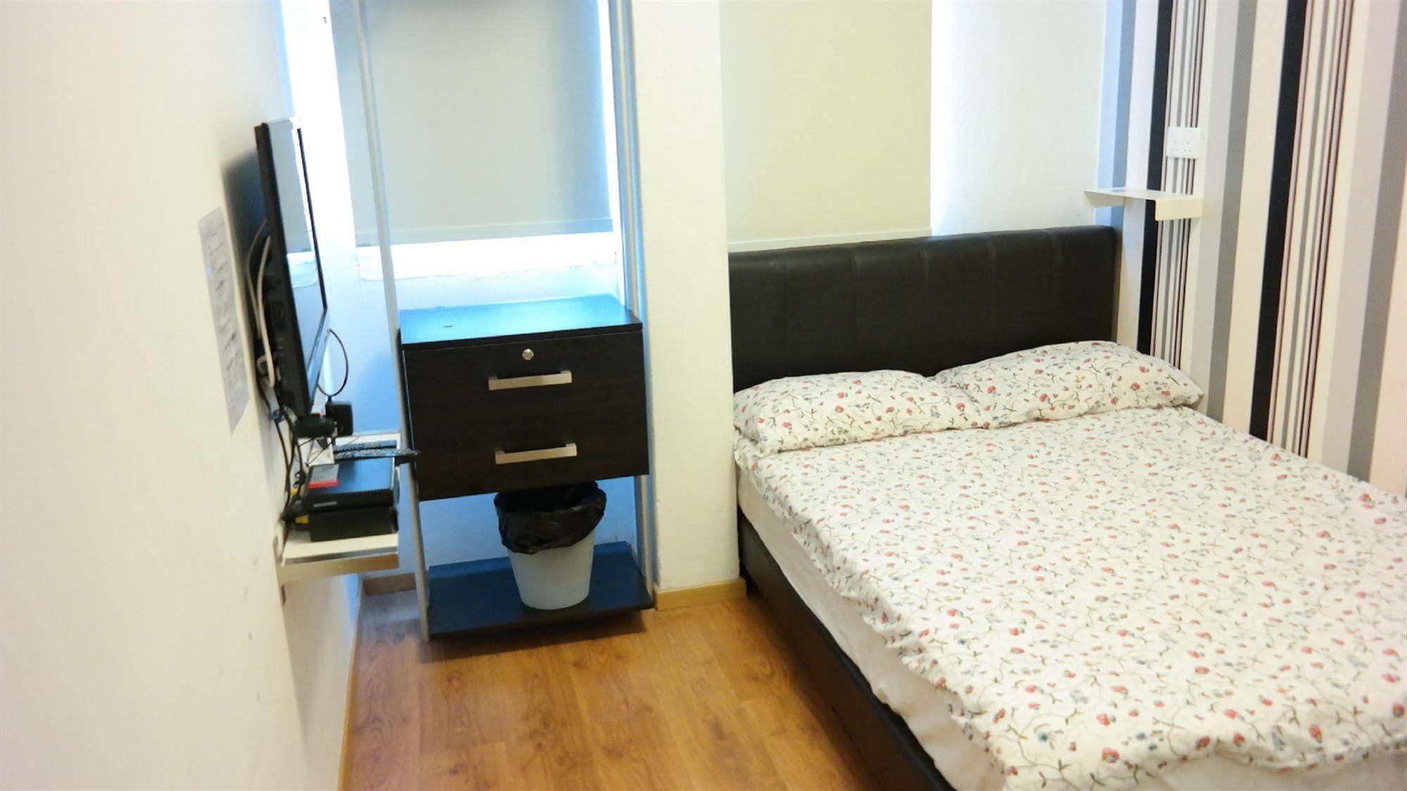 Plush Pods Hostel Singapura Luaran gambar