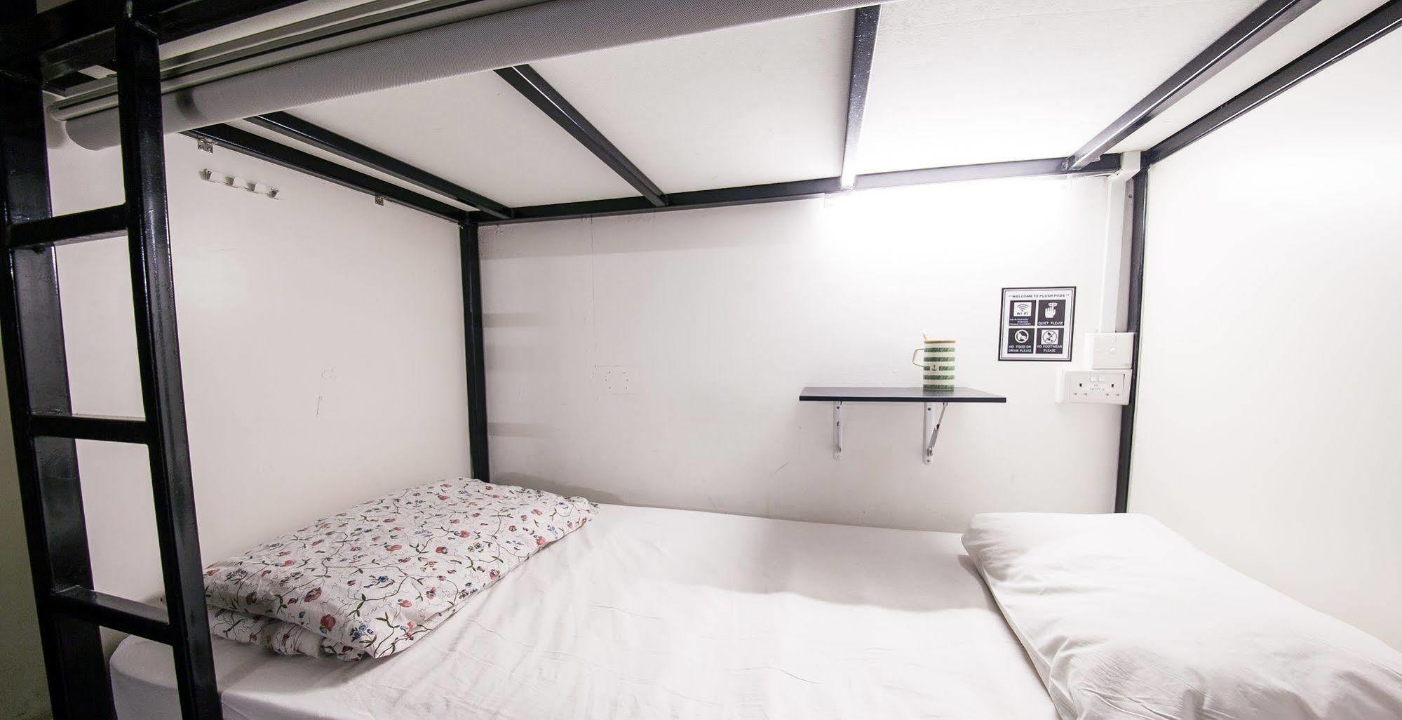 Plush Pods Hostel Singapura Luaran gambar