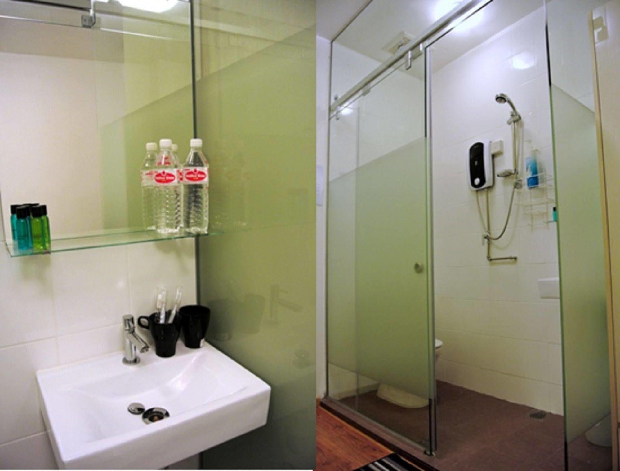 Plush Pods Hostel Singapura Luaran gambar